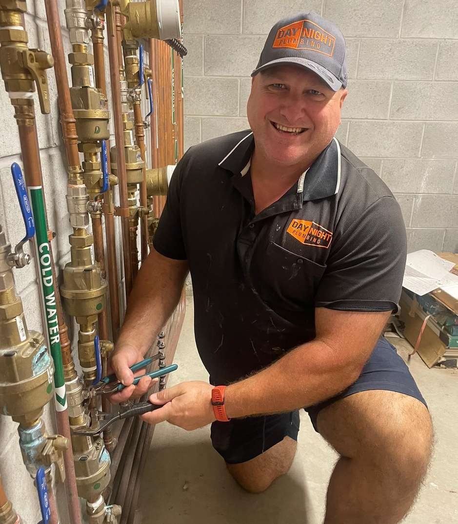 Cam working on pipework